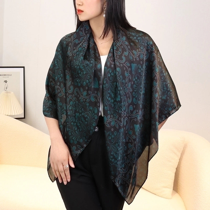 Women's Vintage Style Letter Color Block Polyester Silk Scarves