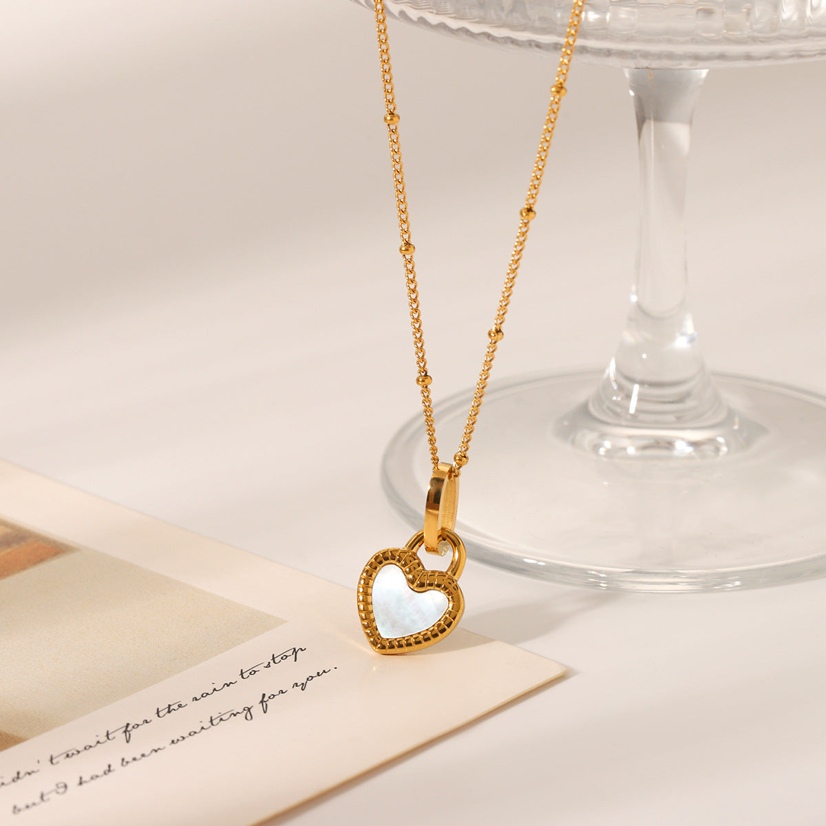 Black And White Double-Sided Love Pendant Stainless Steel Necklace Versatile Heart-Shaped Titanium Steel Necklace