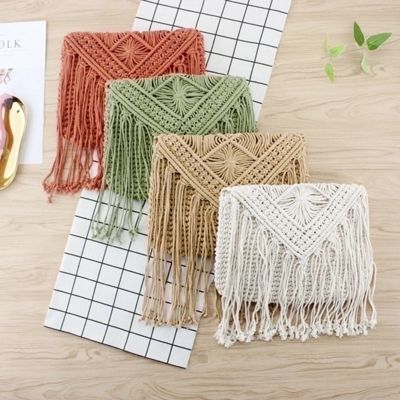 Women's Medium Straw Solid Color Vacation Zipper Straw Bag
