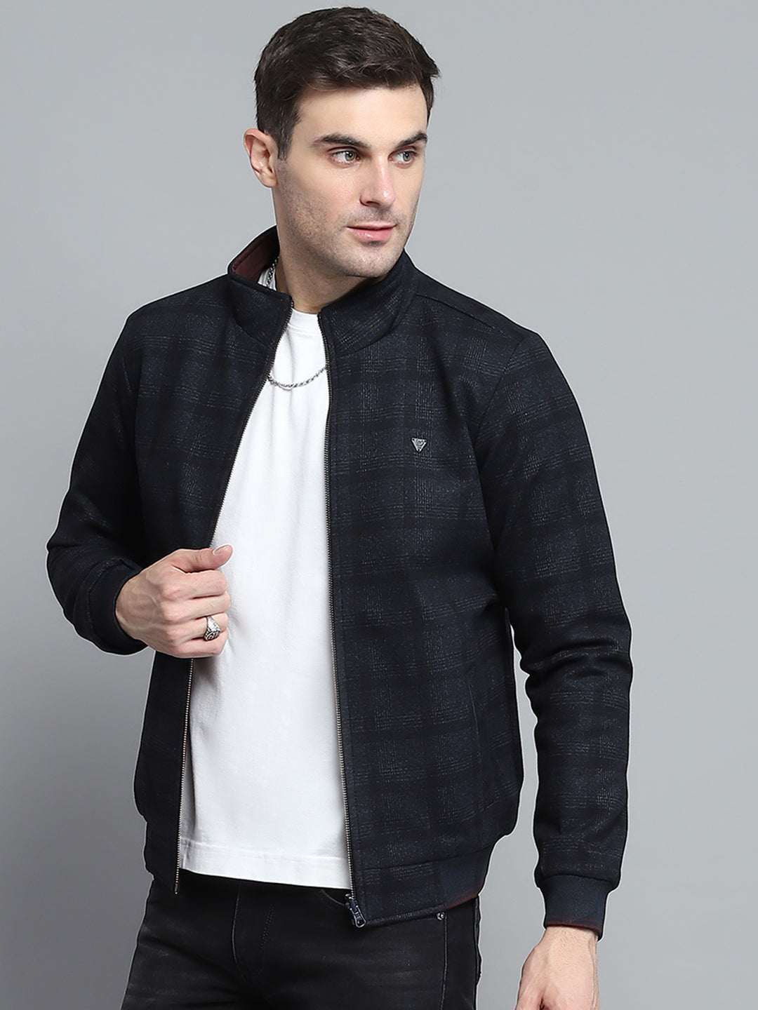 Men Navy Blue Solid Mock Neck Full Sleeve Jacket