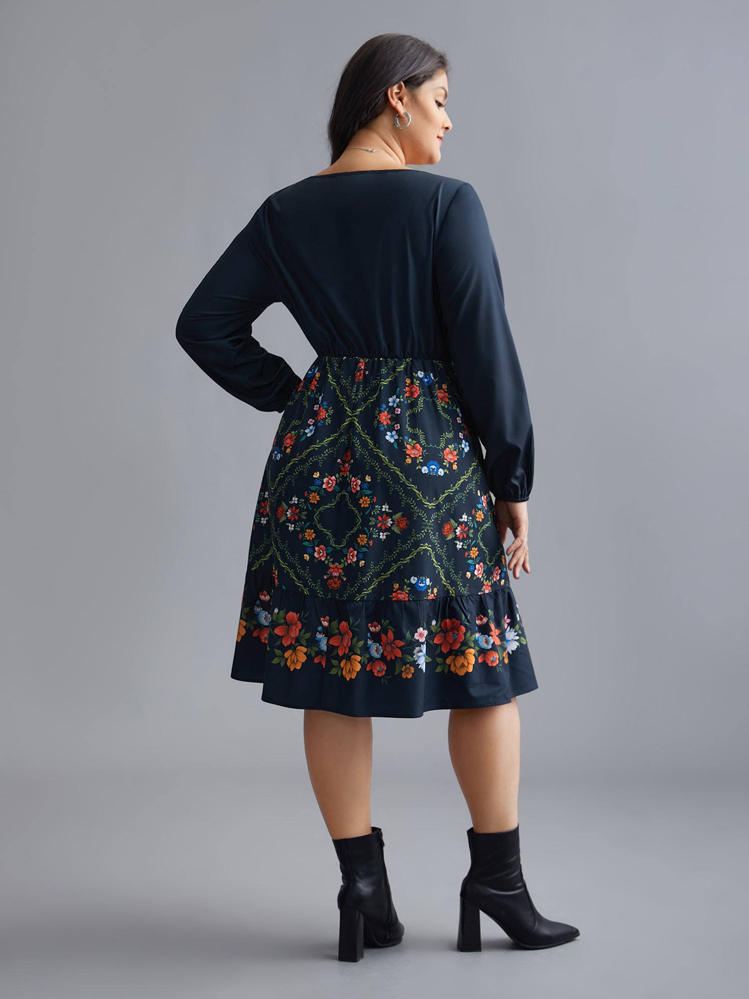 Floral Printed Heart neckline Lantern Sleeve Dress