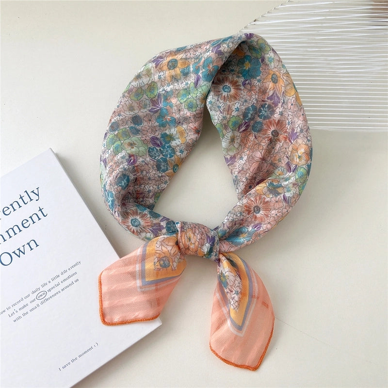 Women's Cartoon Style Cute Sweet Ditsy Floral Cotton And Linen Kerchief