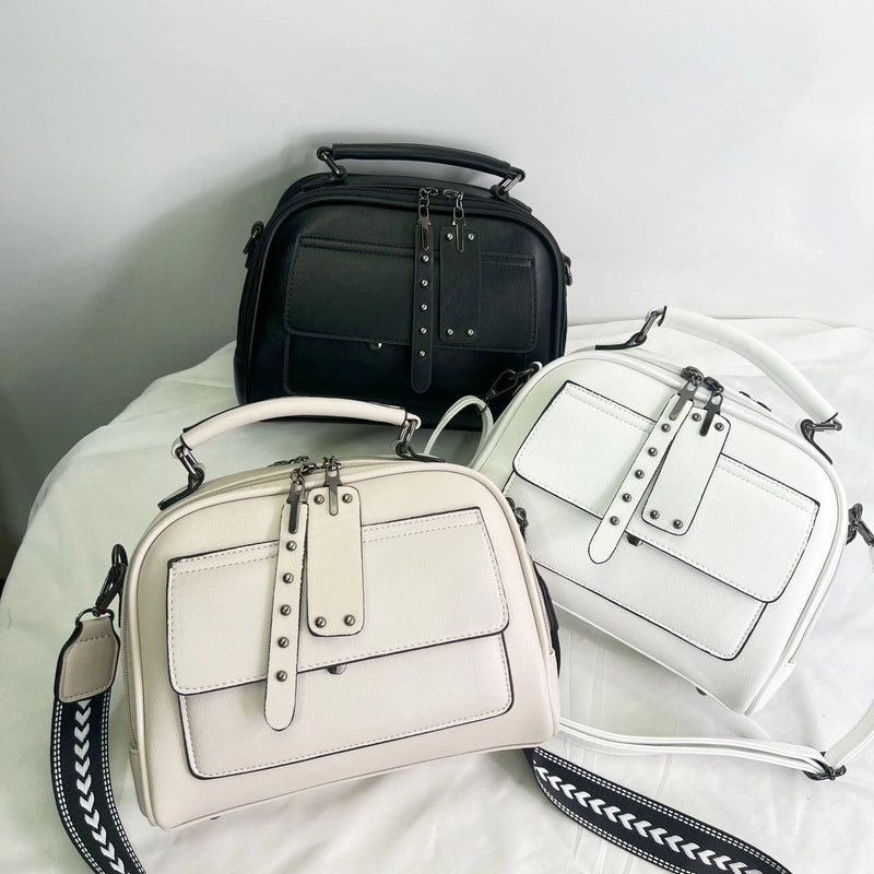 Women's Medium Pu Leather Solid Color Classic Style Square Zipper Saddle Bag
