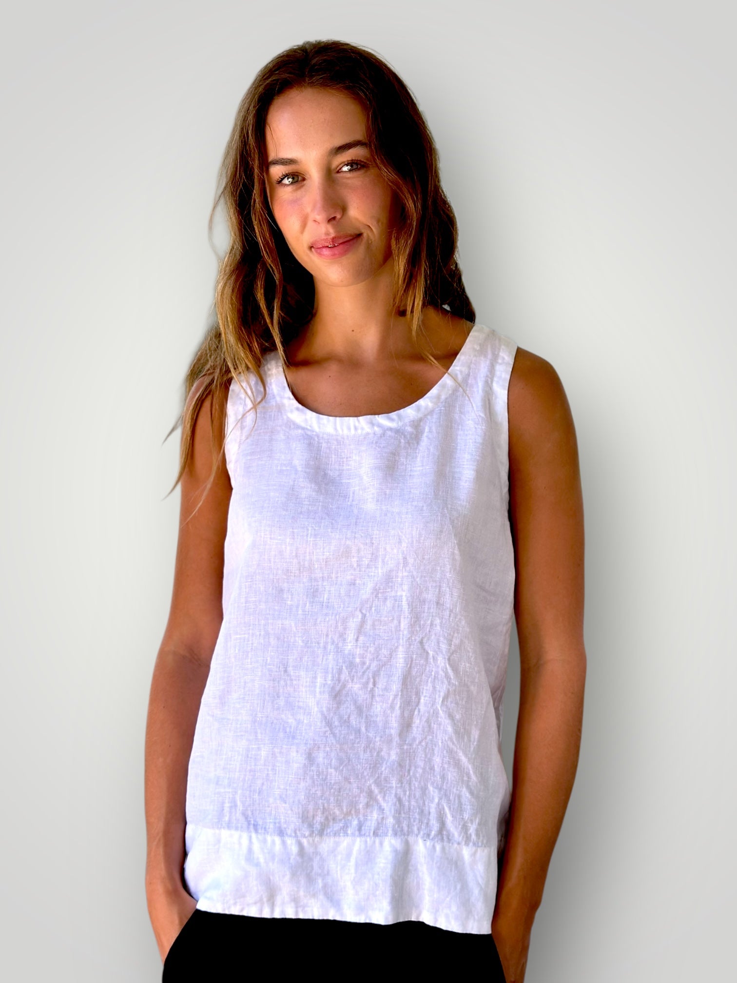 alice tank-white linen