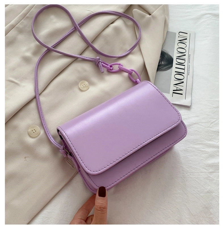 Women's Medium Pu Leather Solid Color Vintage Style Classic Style Magnetic Buckle Crossbody Bag
