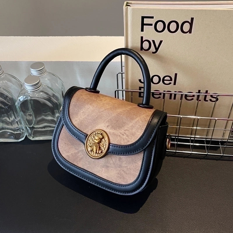 Women's Pu Solid Color Classic Style Sewing Thread Square Magnetic Buckle Shoulder Bag