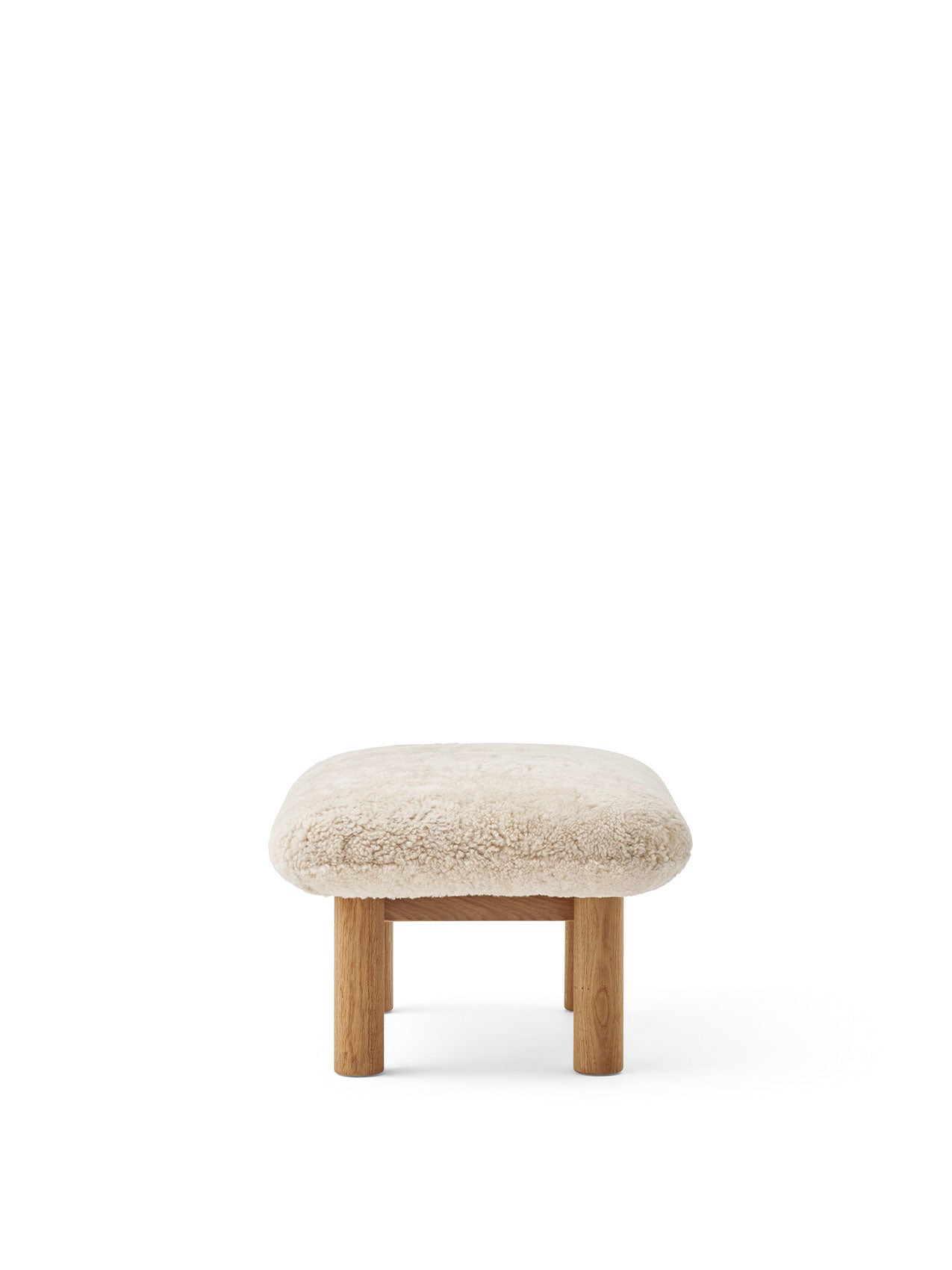 Brasilia Ottoman. Sheepskin