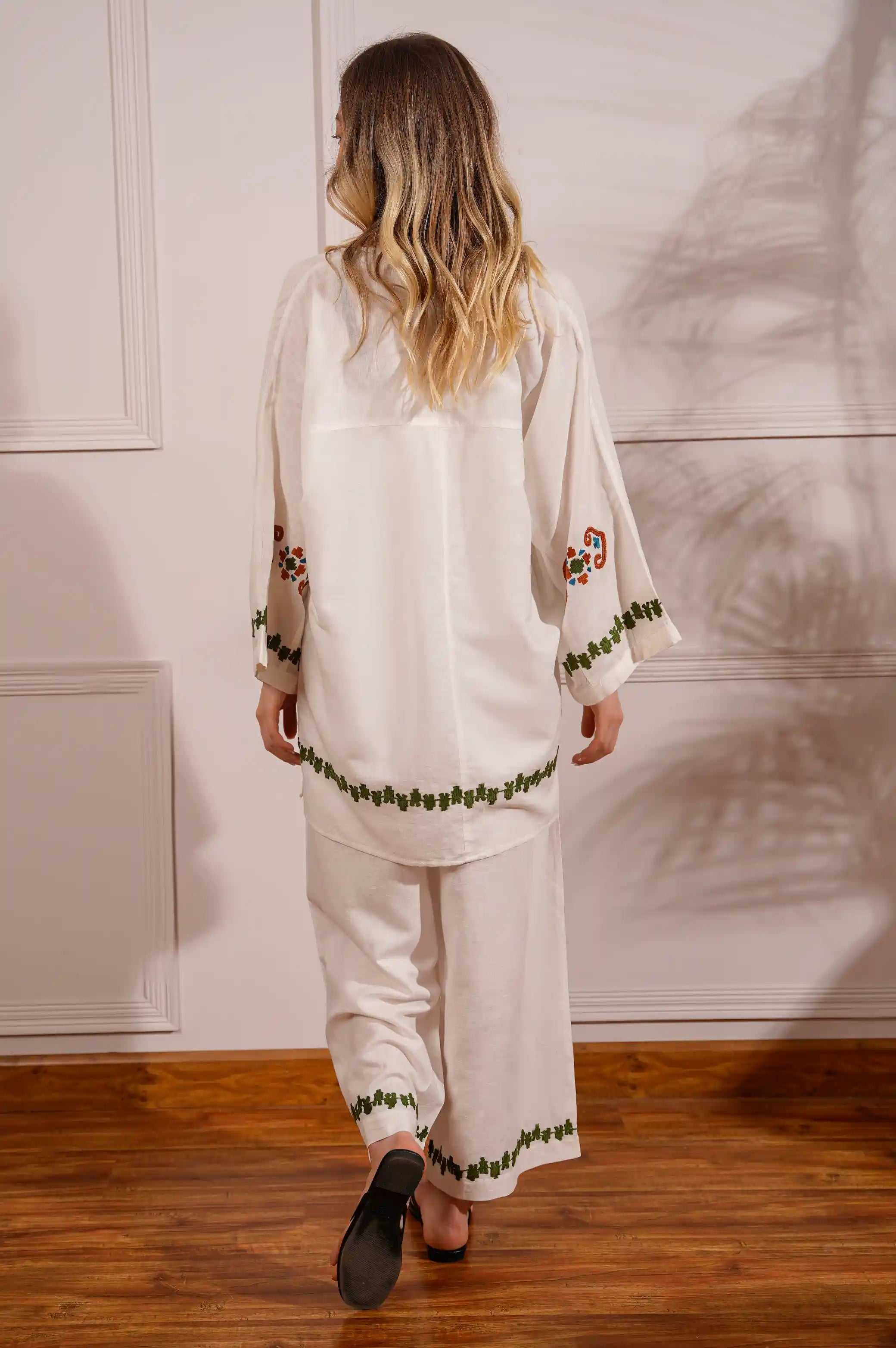 MOROCCAN EMBROIDERED MATCHING SET