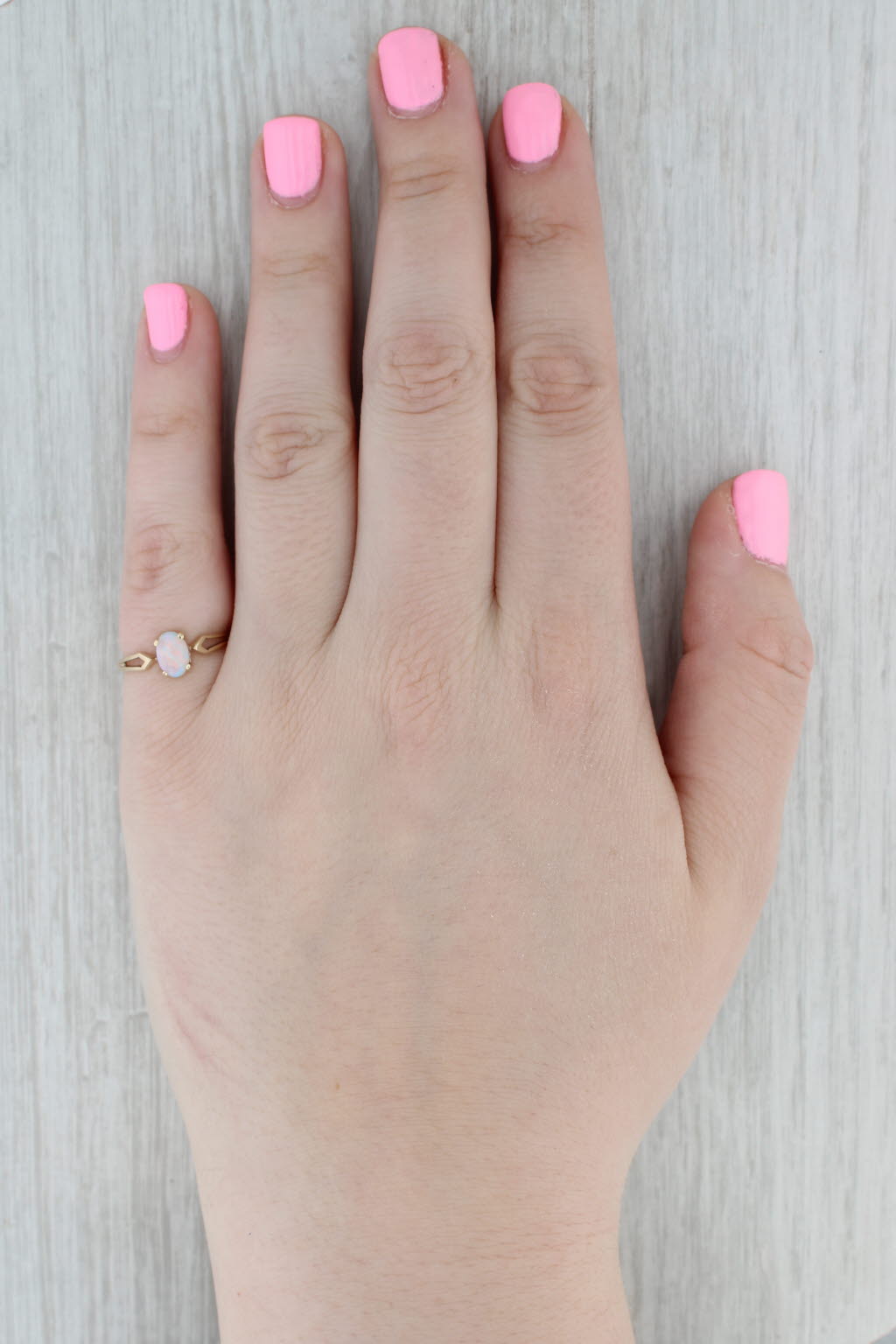 Opal Cabochon Solitaire Ring 10k Yellow Gold Size 5.75