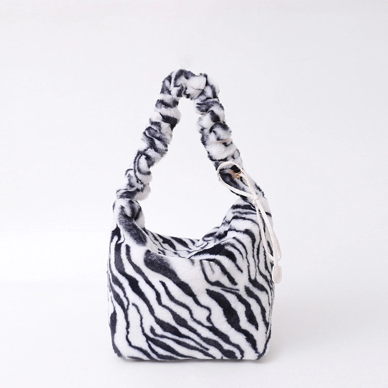 Spring And Summer New Leopard Print Fur Bag Female Fashion Shoulder Dumpling Bag Zebra Pattern Messenger Bag Plush Bag