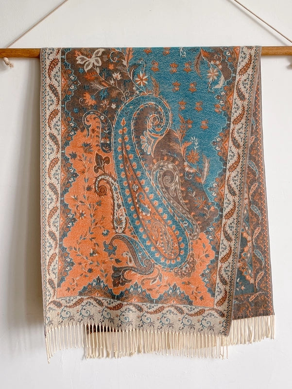 New Ethnic Style Vintage Tassel Shawl Autumn And Winter External Dual-Use Scarf Women's Travel Vacation Photo Cape