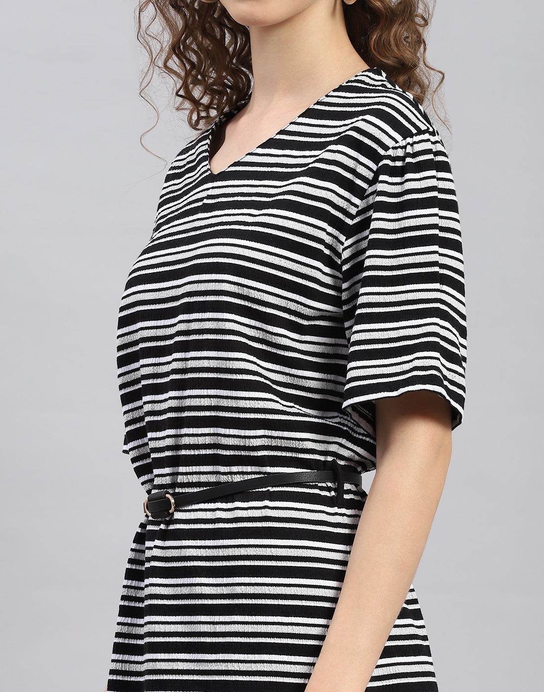 Women Black Stripe Round Neck 3/4 Sleeve Dress