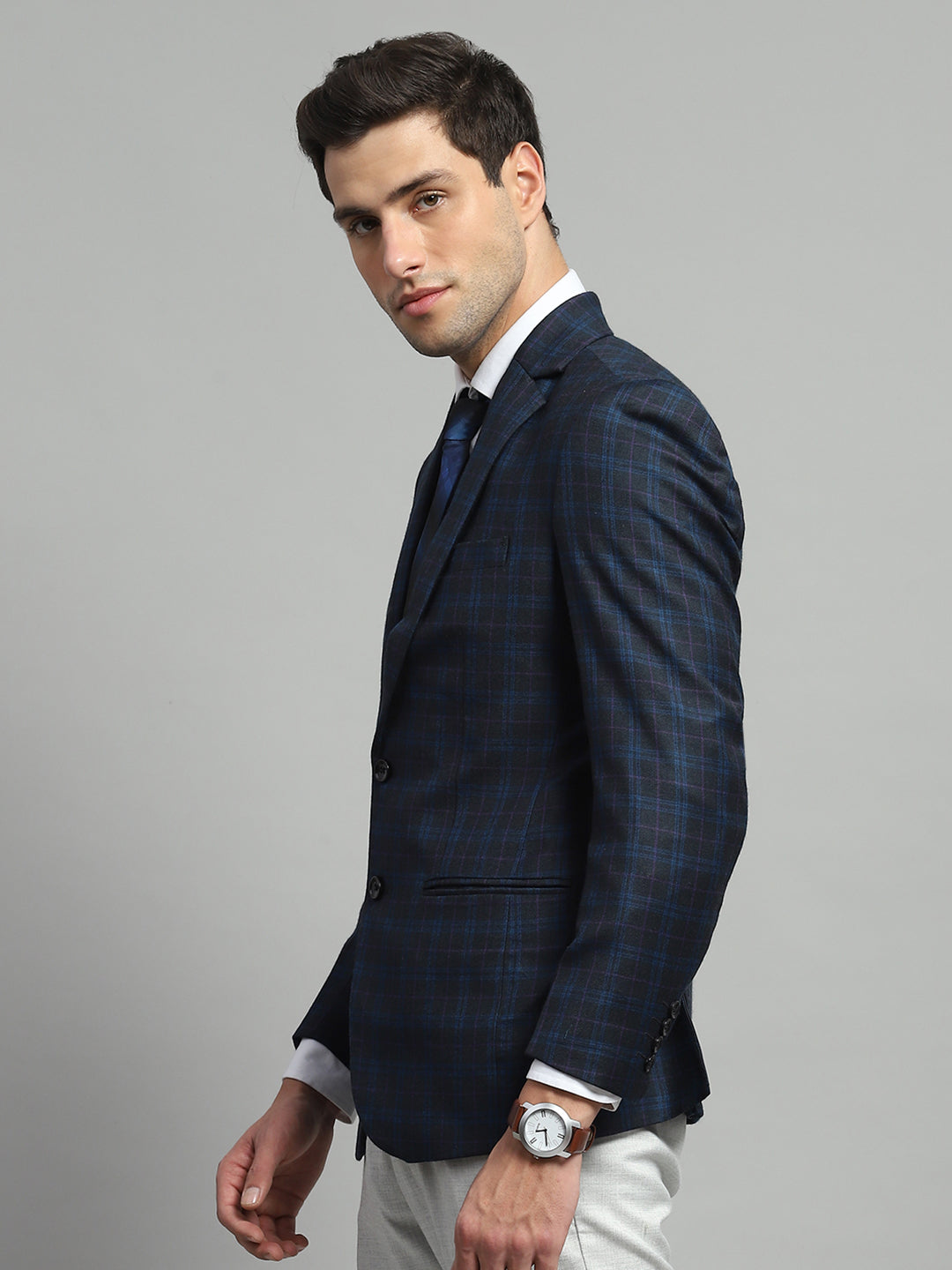Men Blue Solid Notch Lapel Collar Full Sleeve Coat
