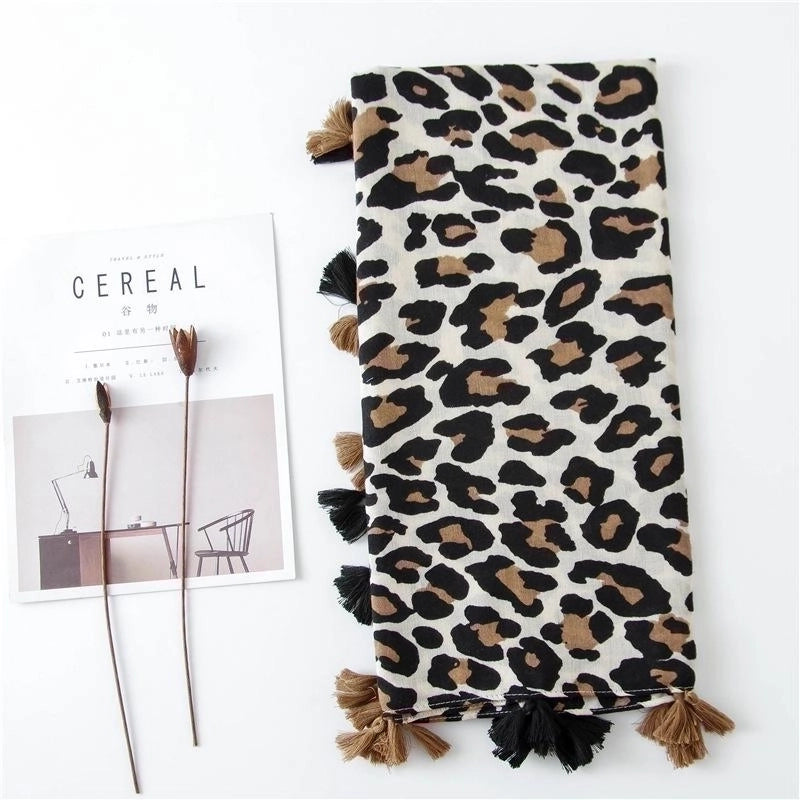 Classic Fashion Leopard Scarf Long Section Cotton And Linen Shawl