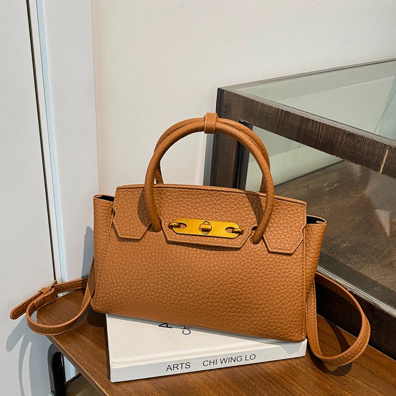 Women's Medium Pu Leather Solid Color Elegant Classic Style Lock Square Lock Clasp Handbag