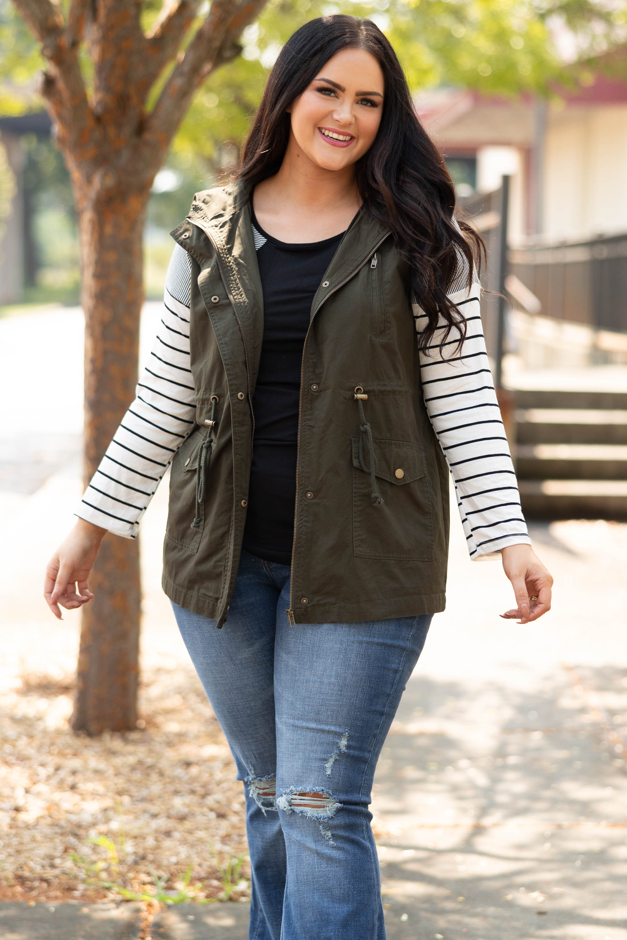 So Carefree Vest. Dark Olive