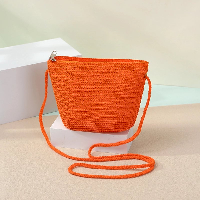 Women's Straw Solid Color Beach Weave Square Zipper Flip Cover Straw Bag
