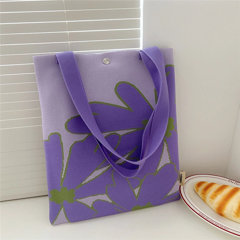 Women's Medium Knit Cartoon Flower Cute Square Lock Clasp Underarm Bag