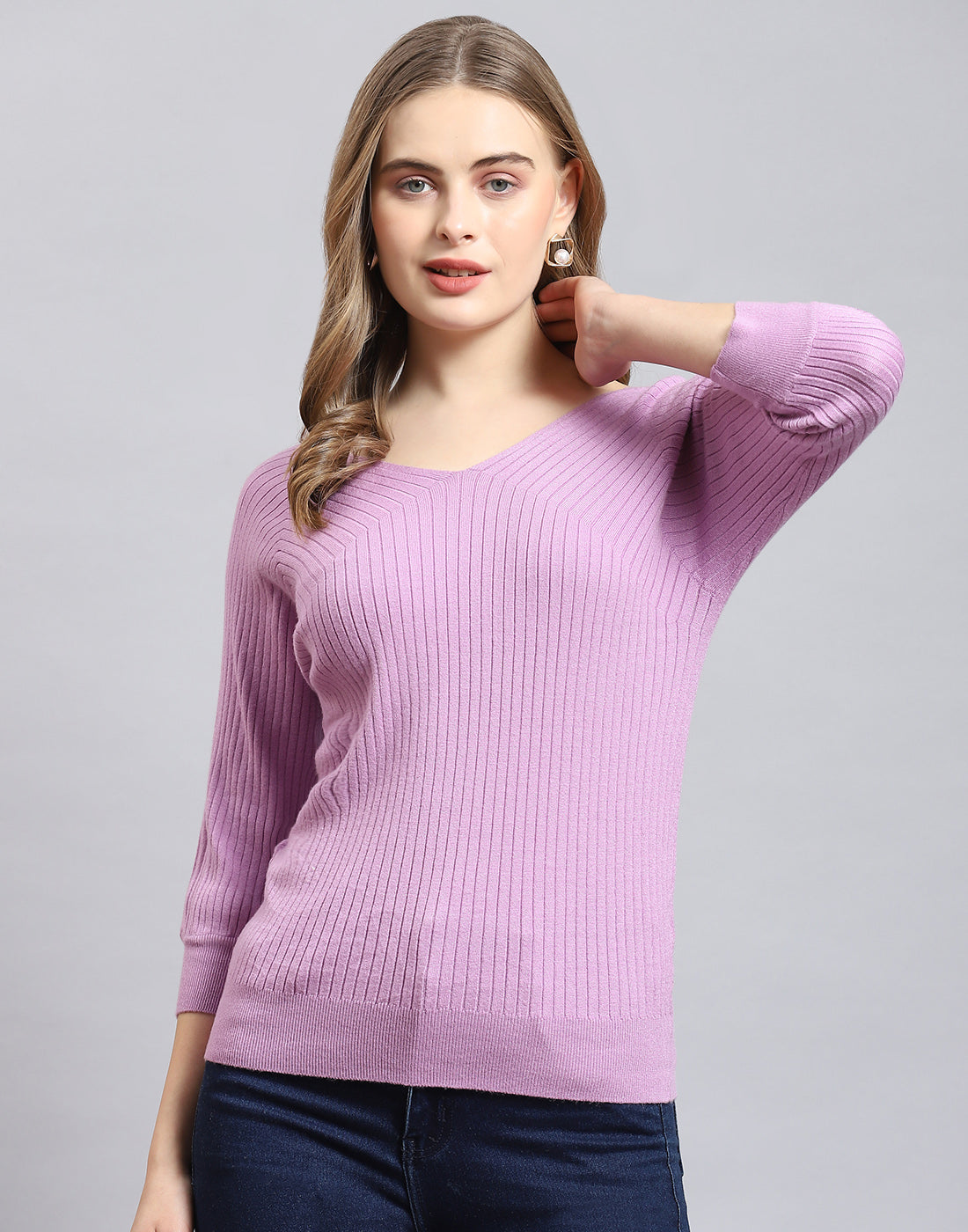 Women Purple Solid V Neck 3/4 Sleeve Top