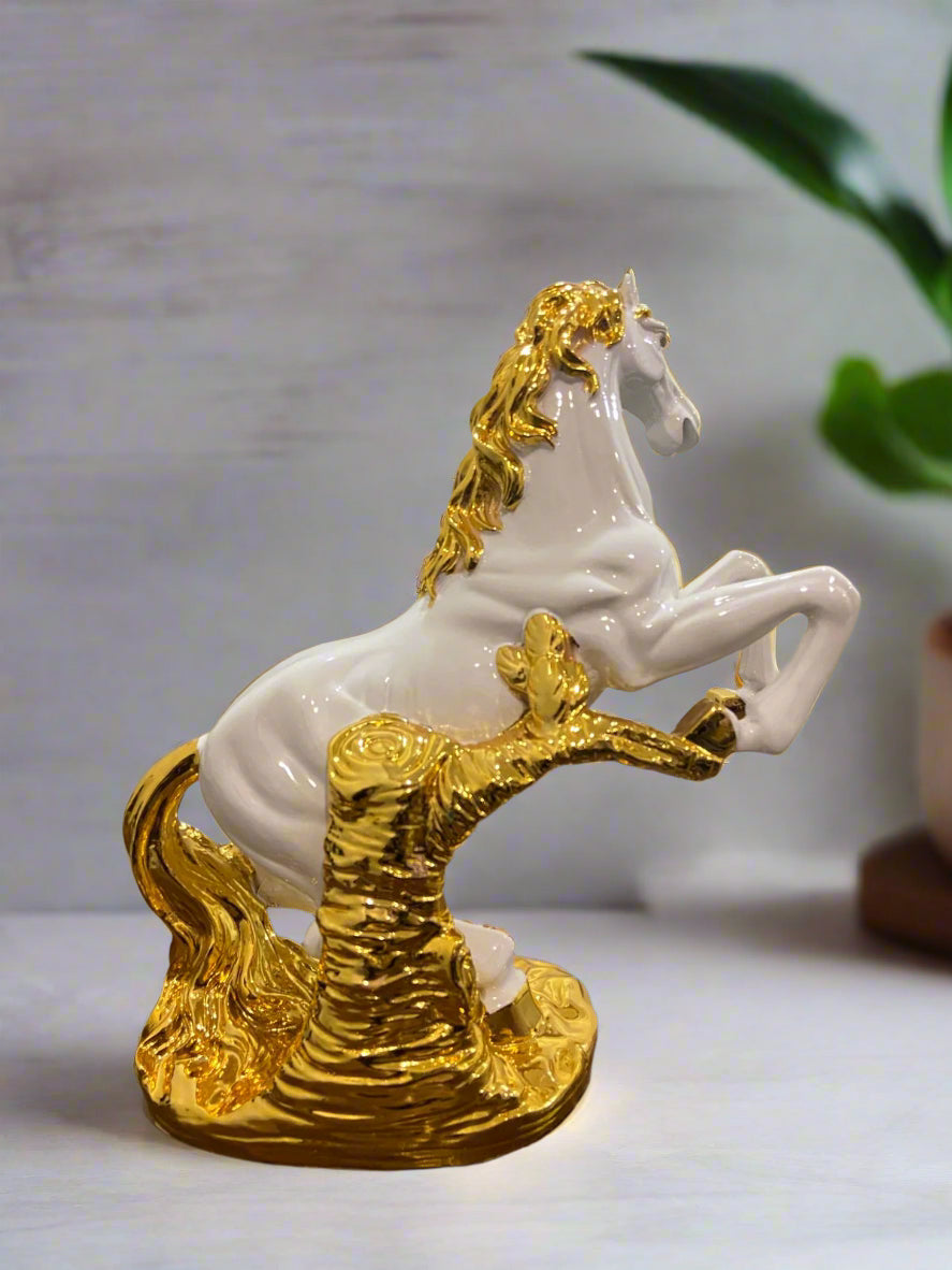 GOLD HORSE STATUE – LUXURY DECORATIVE PIECE FOR HOME & OFFICE(29CMX16CM)