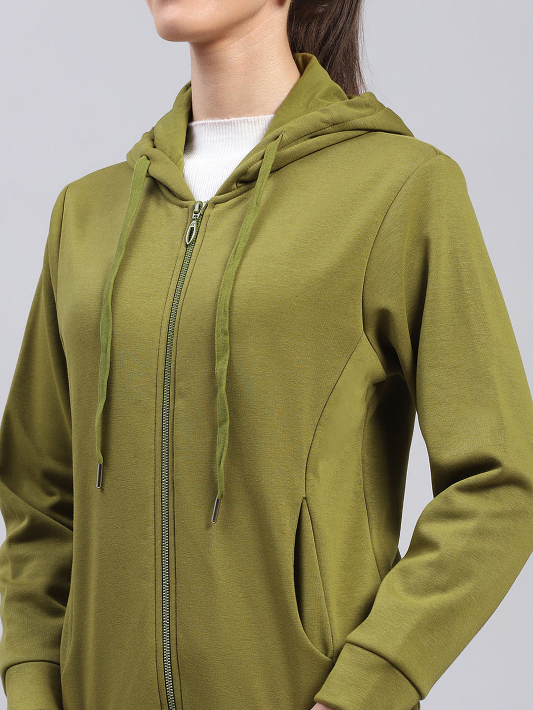 Women Green Solid Hooded Full Sleeve Sweatshirt