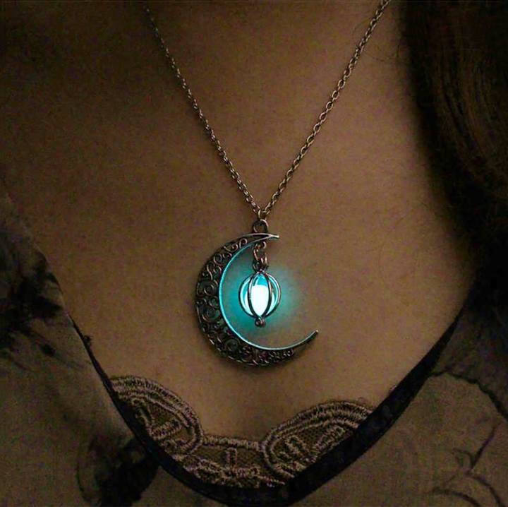 Luminous Openwork Crescent Necklace