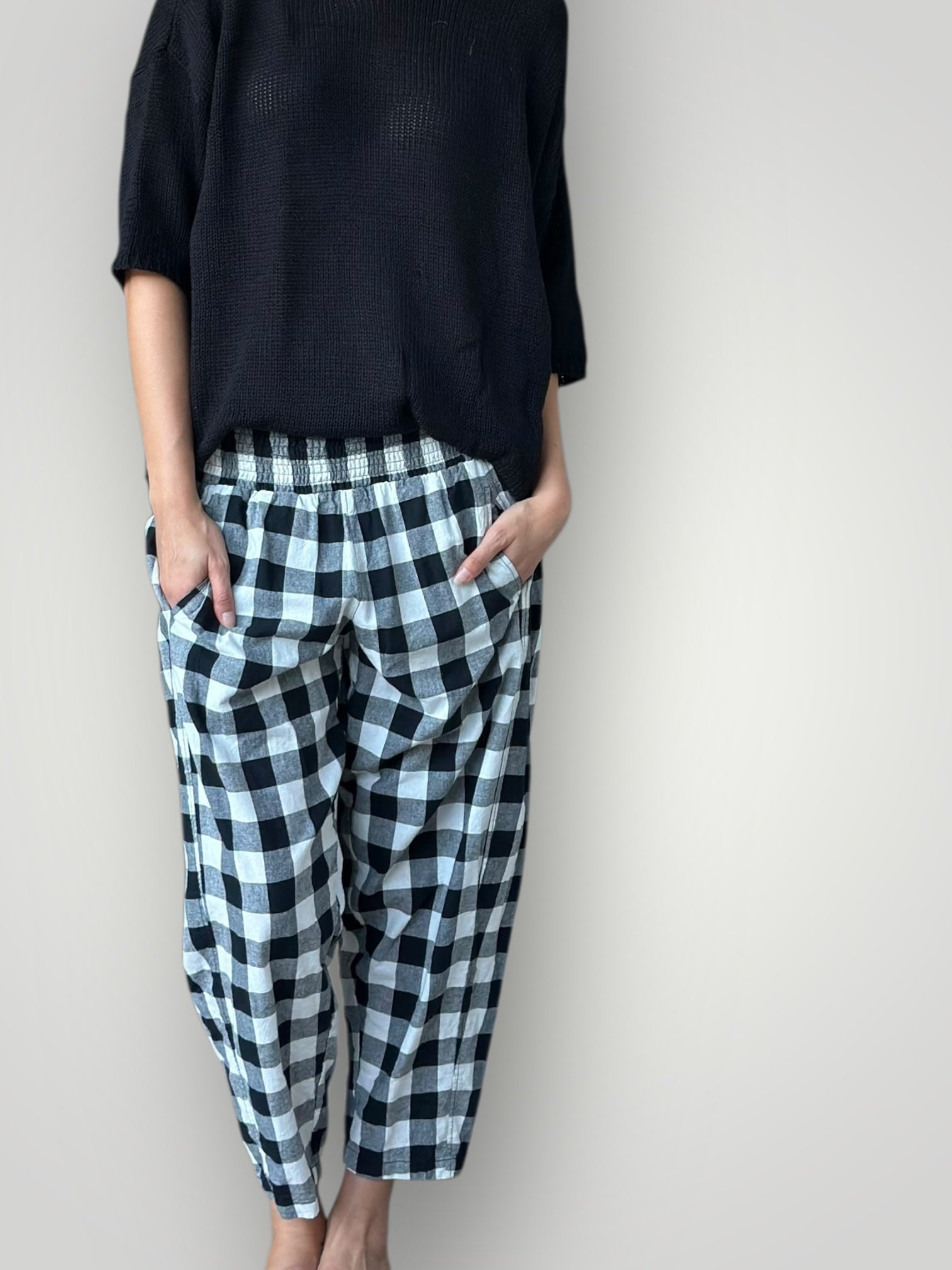 frankie pants - black check
