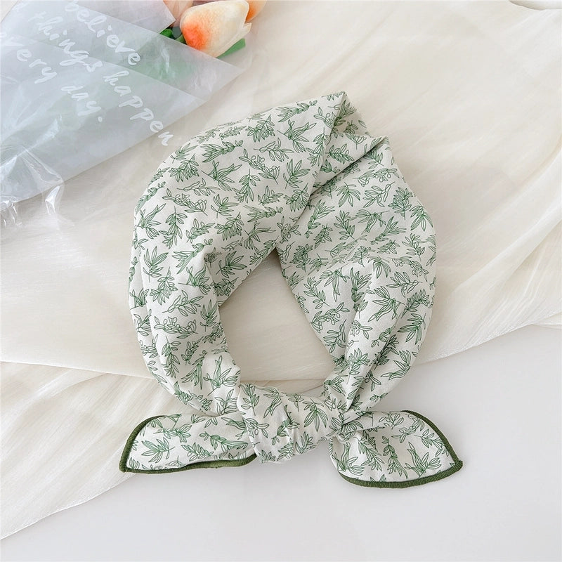 Women's Elegant Sweet Ditsy Floral Polka Dots Heart Shape Polyester Silk Scarf