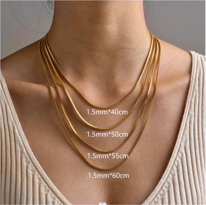 201 Stainless Steel Classic Style Plating Solid Color Necklace