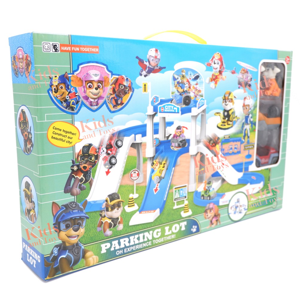 ANIMAL PARKING LOT AMUSEMENT PARK PLAY SET