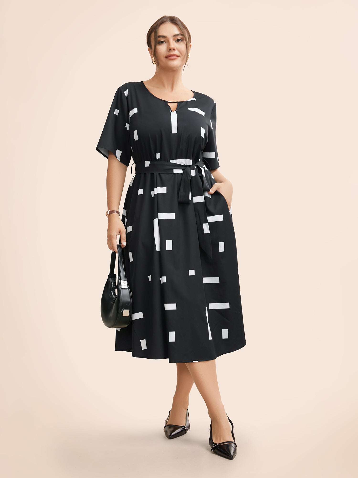 Geometric Print Keyhole Pocket Midi Dress