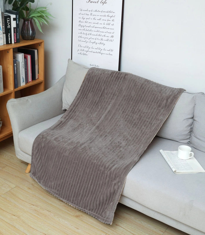 Flannel Blanket Air Conditioning Blanket Solid Color Nap Blanket Small Blanket Coral Fleece Lambswool Blanket Sofa Blanket