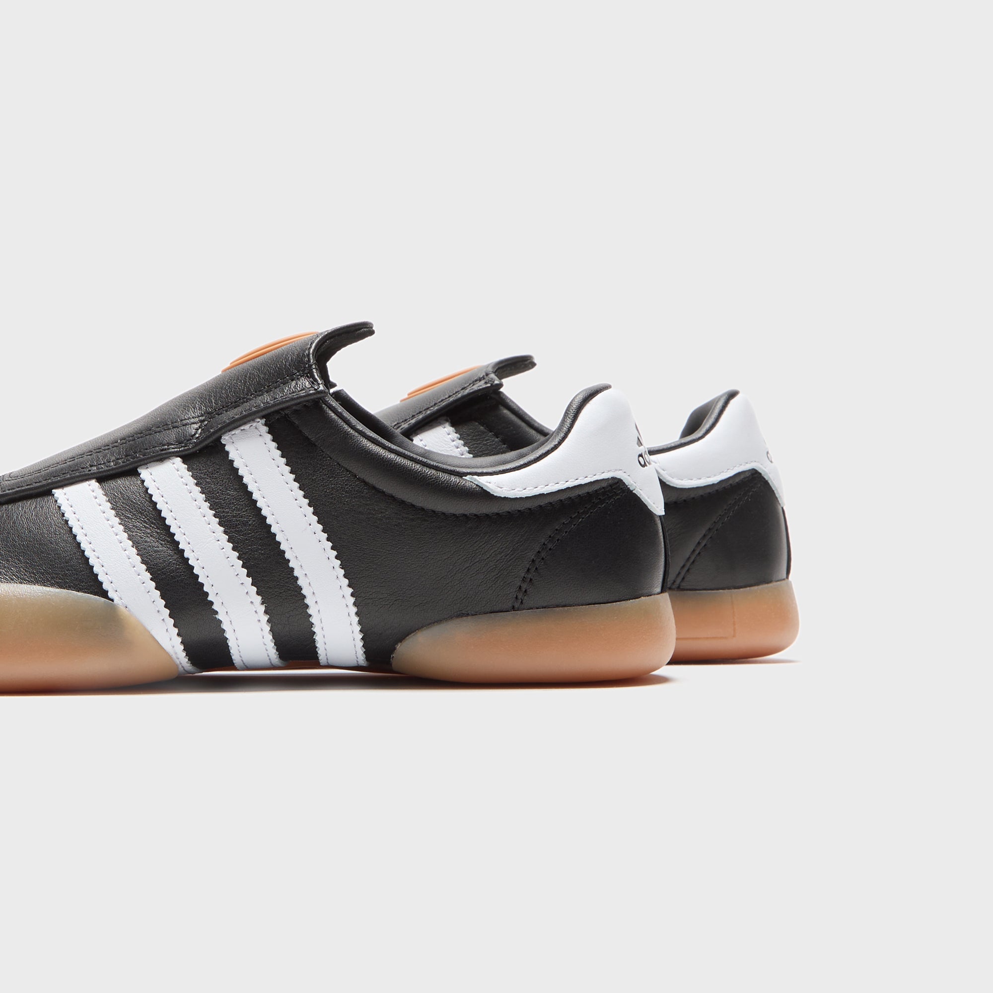 adidas Taekwondo - Core Black / White / Gum 2