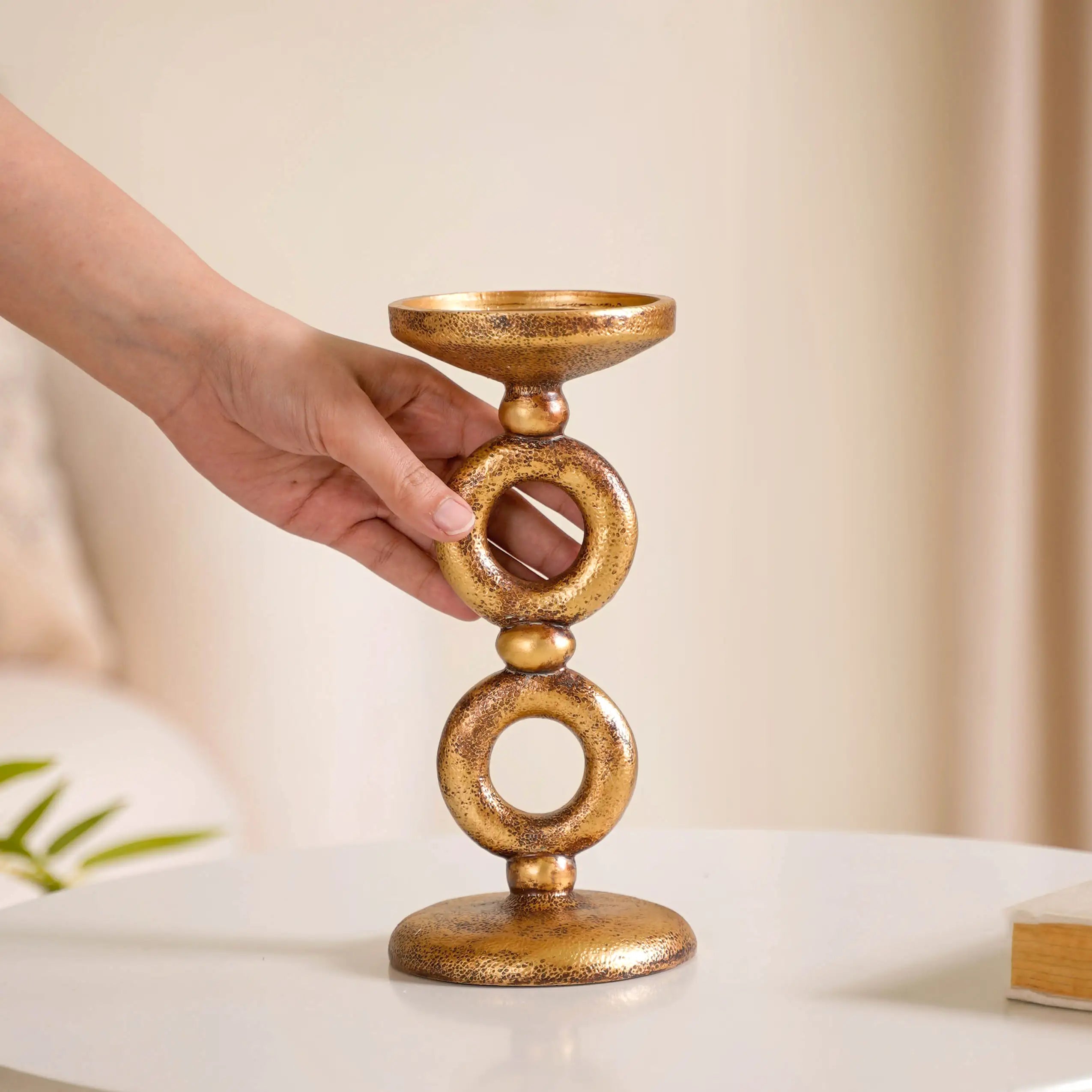 Antique Finish Rings Candle Stand Gold
