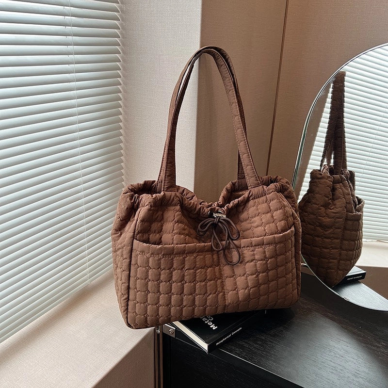 Women's Medium Nylon Solid Color Basic Square String Shoulder Bag