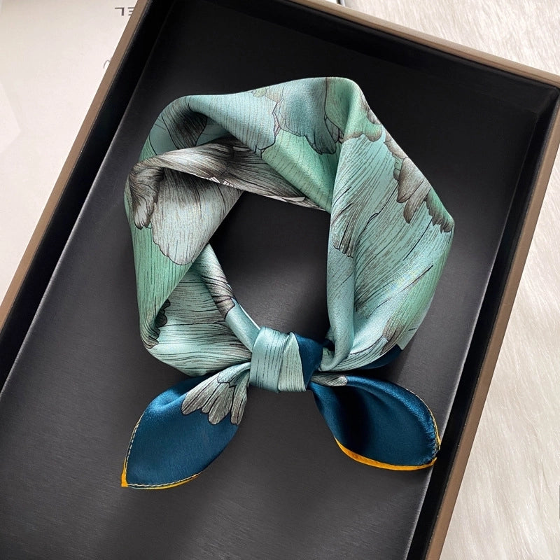 Women's Elegant Basic Flower Silk Printing Silk Scarf