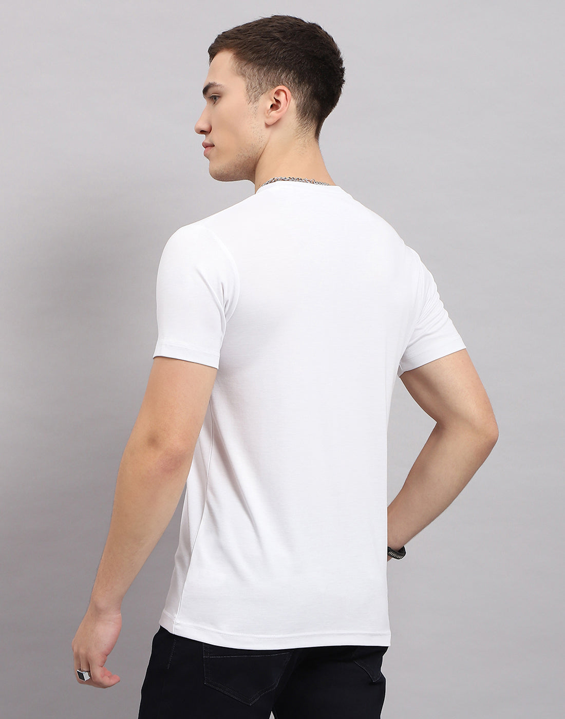 Men White Printed Round Neck Half Sleeve T-Shirt