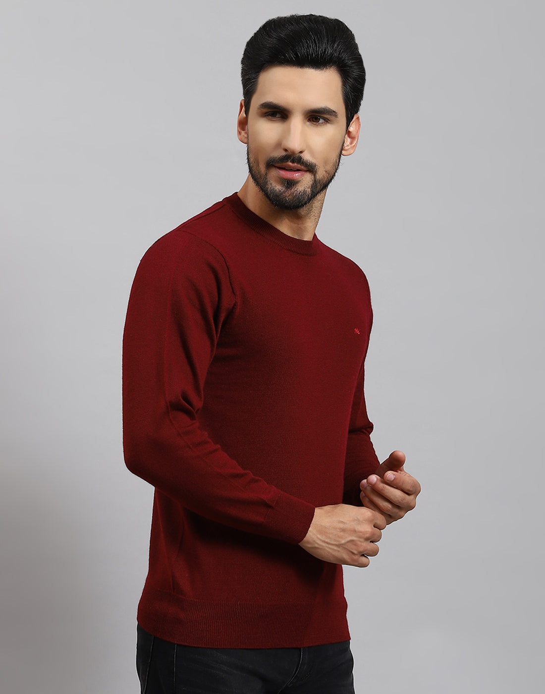 Men Maroon Solid Round Neck Full Sleeve Pullover