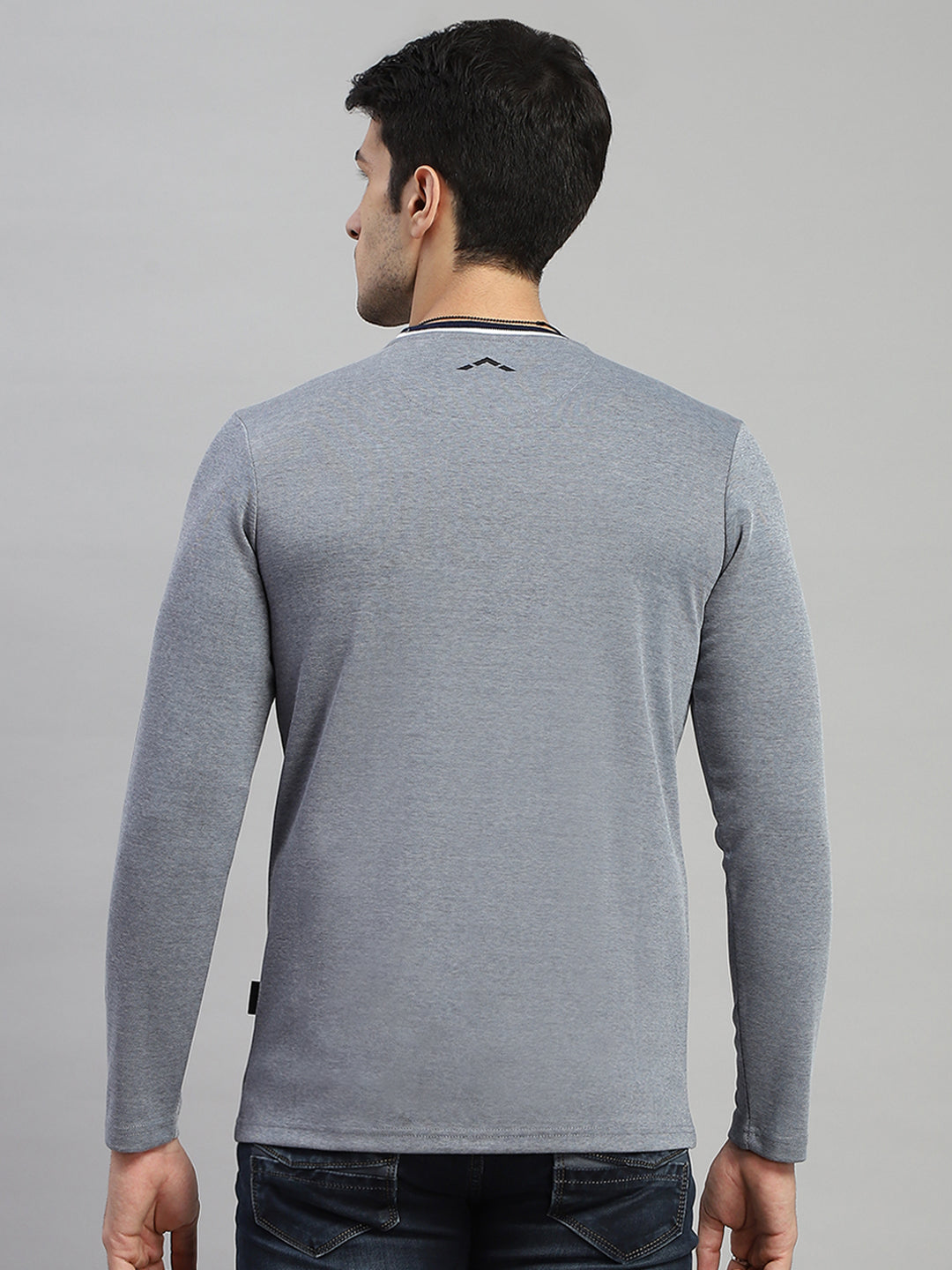 Men Grey Solid Round Neck Full Sleeve T-Shirt