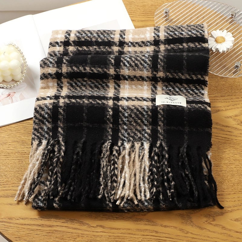 Women's Basic Plaid Polyester Scarf
