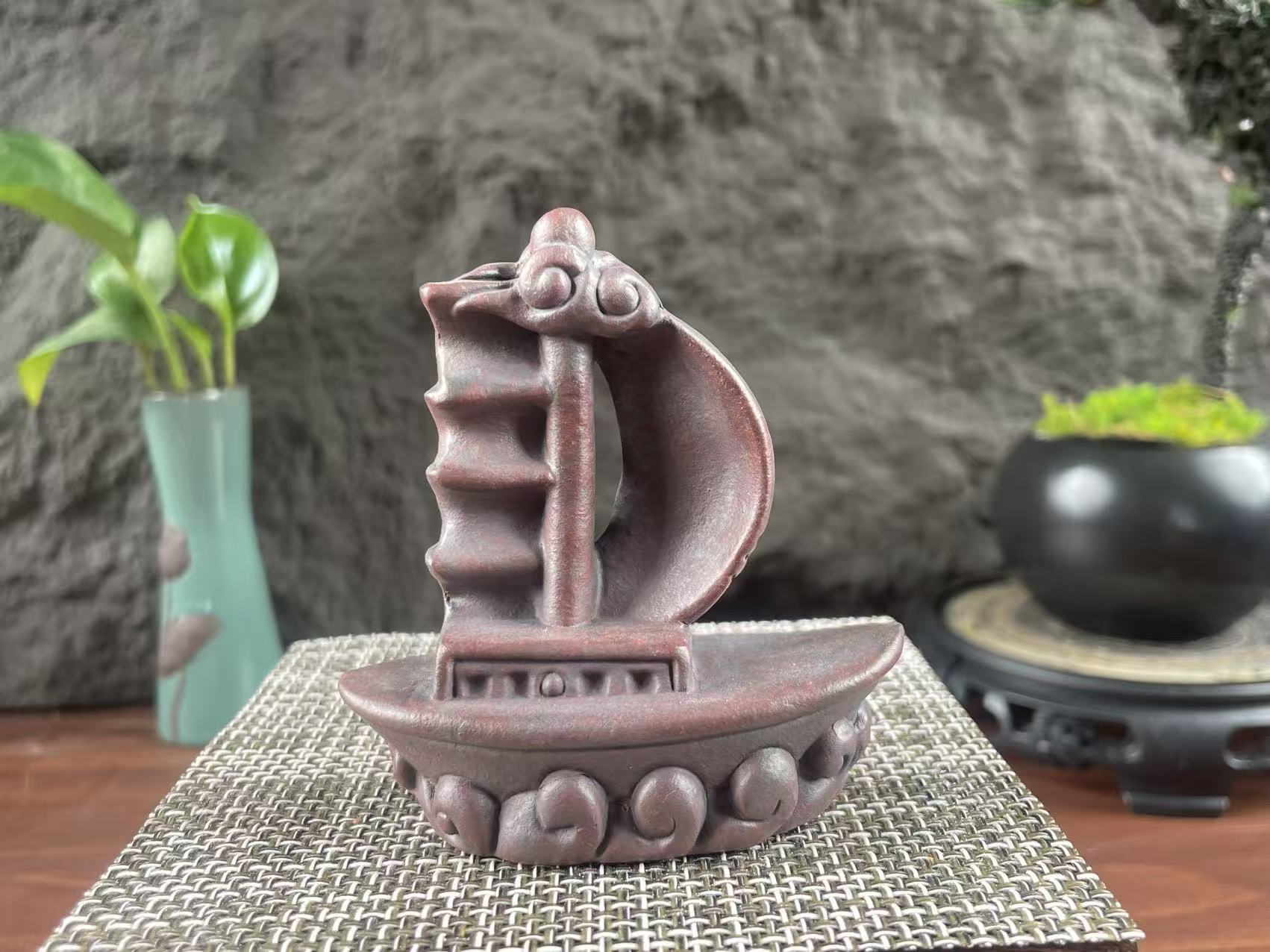 China Yixing purple clay, smooth sailing