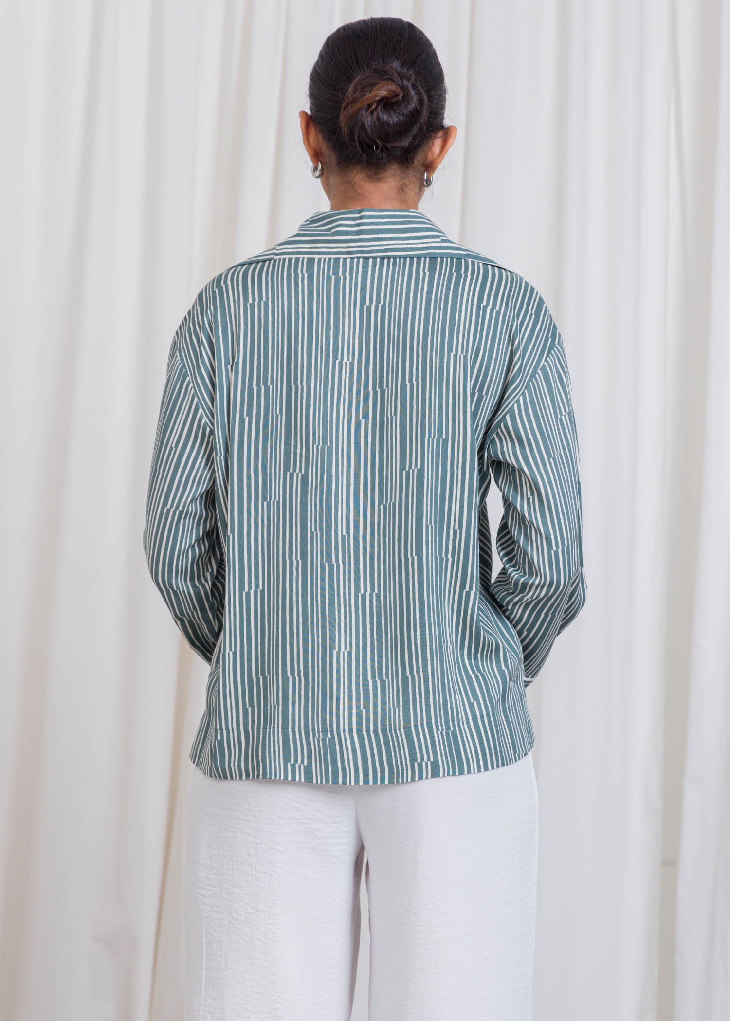 Wide Cuff Long Sleeve Blouse