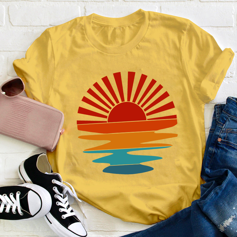 Retro Sunset Rays Wavy Teacher T-Shirt