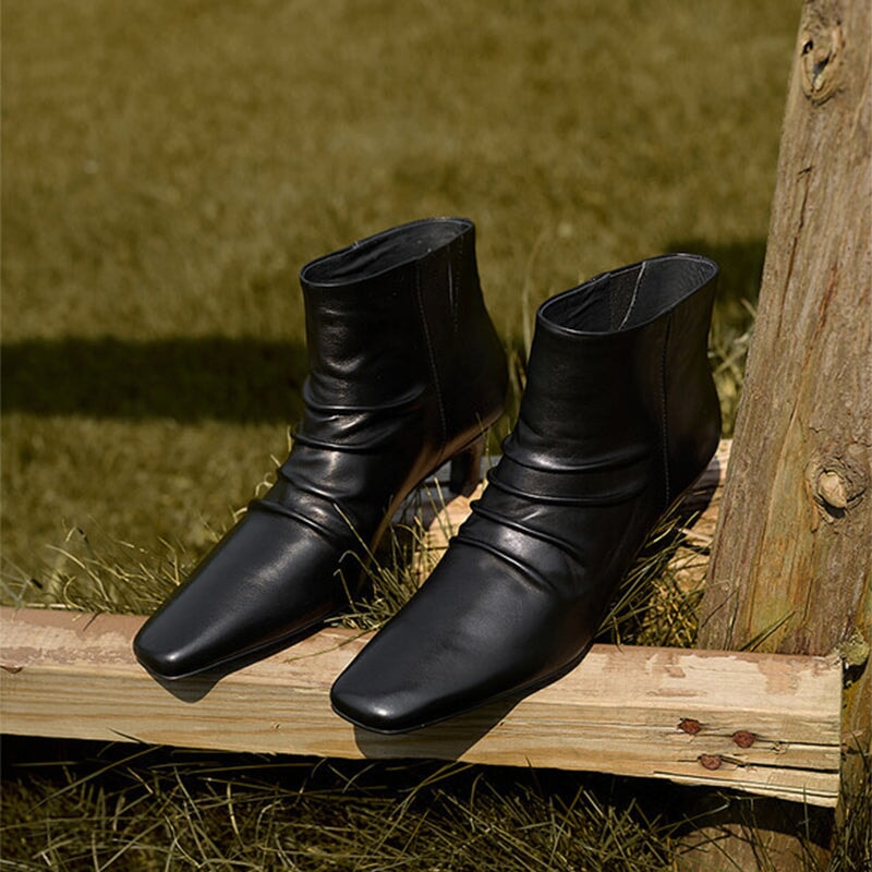 Handmade Wrinkled Soft Cowhide Leather Kitten Heel Ankle Boots For Women in Black