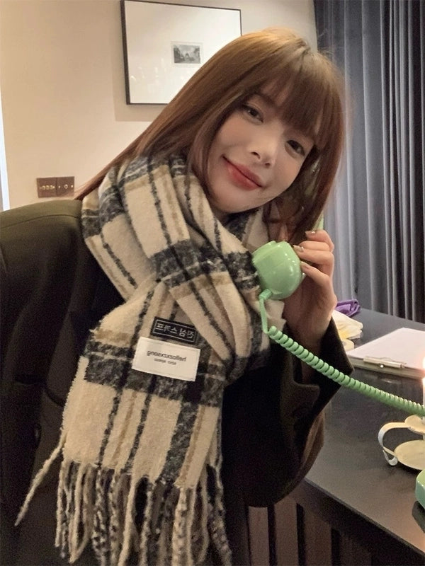 Women's Casual Lattice Imitation Cashmere Tassel Scarf