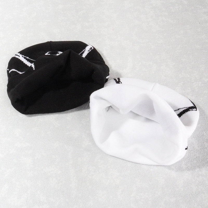 Unisex Hip-Hop Vintage Style Spider Eaveless Wool Cap
