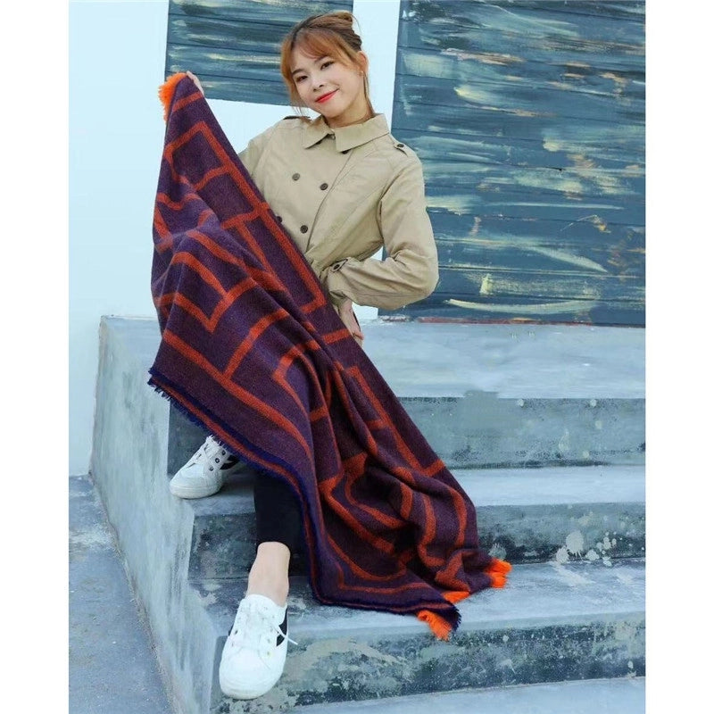 Women's Minimalist Letter Imitation Cashmere Scarf