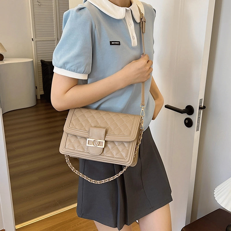 Women's Medium Pu Leather Solid Color  Basic Classic Style Square Flip Cover Crossbody Bag