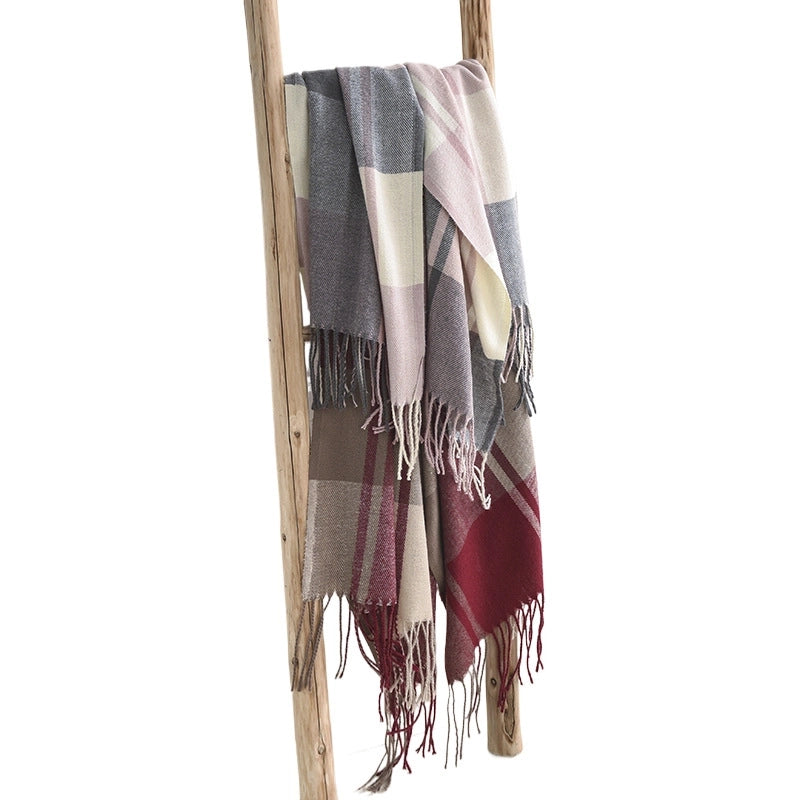 Women's Elegant Minimalist Plaid Imitation Cashmere Tassel Scarf