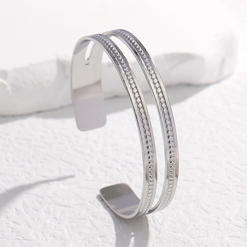 2 Pieces Expressive Stripe Stainless Steel Electroplating Bangles